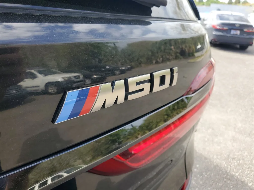 2020 Bmw X7 M50i photo 4