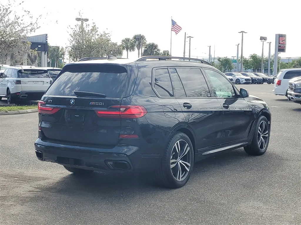 2020 Bmw X7 M50i photo 2