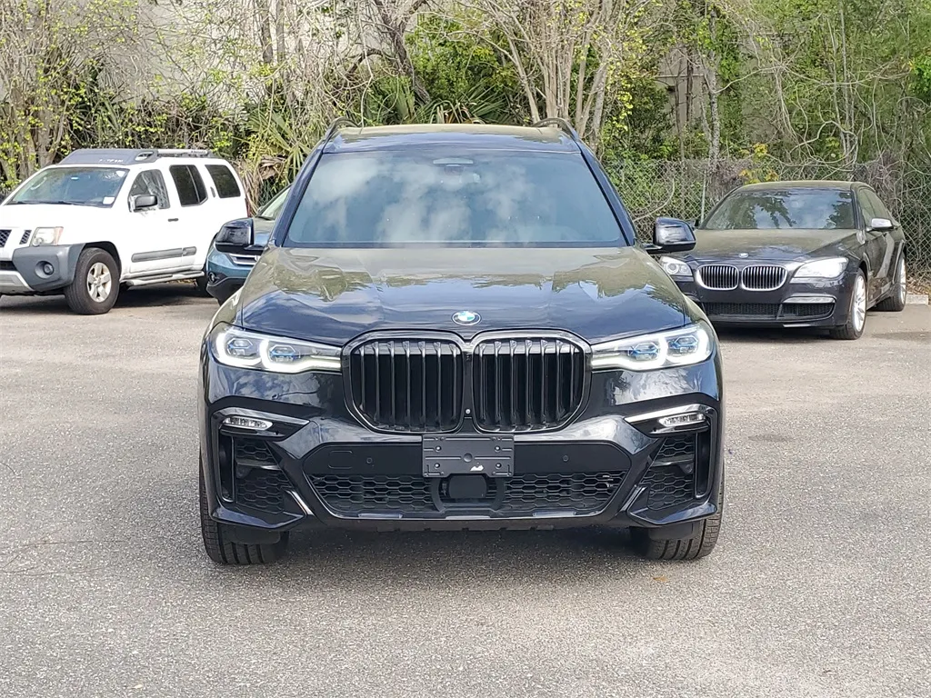 2020 Bmw X7 M50i photo 3