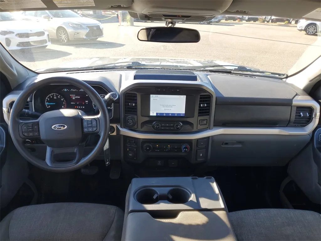 2021 Ford F-150 XLT photo 4