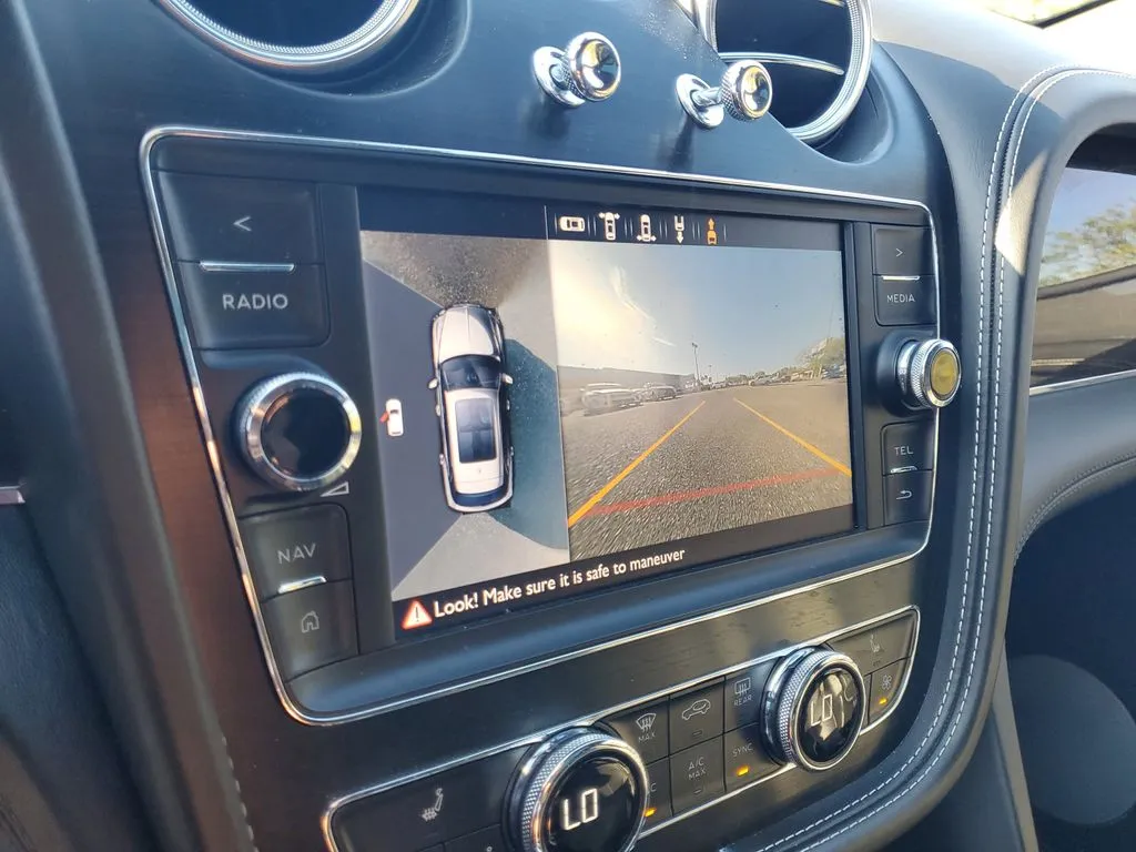 2019 Bentley Bentayga Base - Photo 30