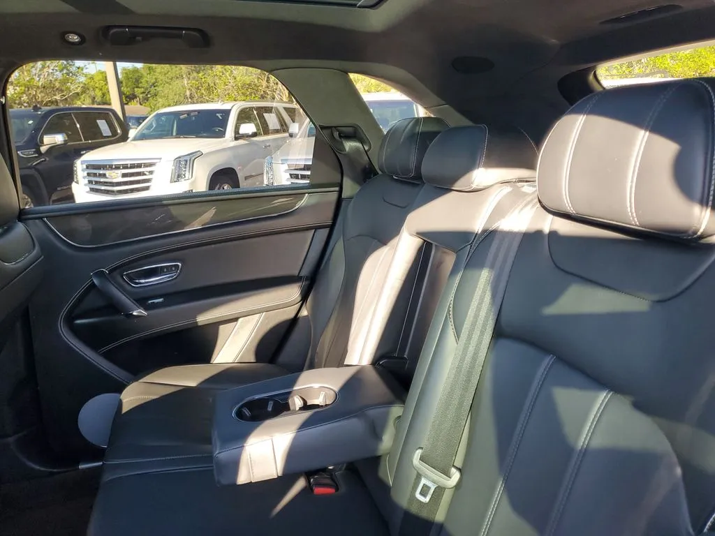 2019 Bentley Bentayga Base - Photo 17