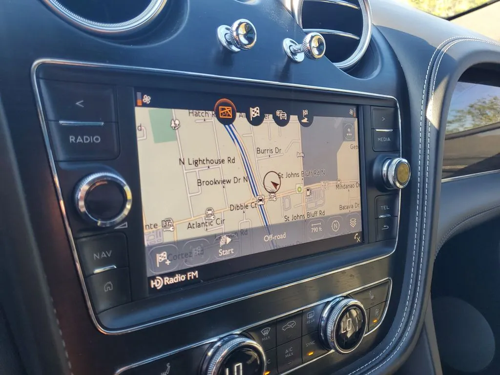 2019 Bentley Bentayga Base - Photo 32