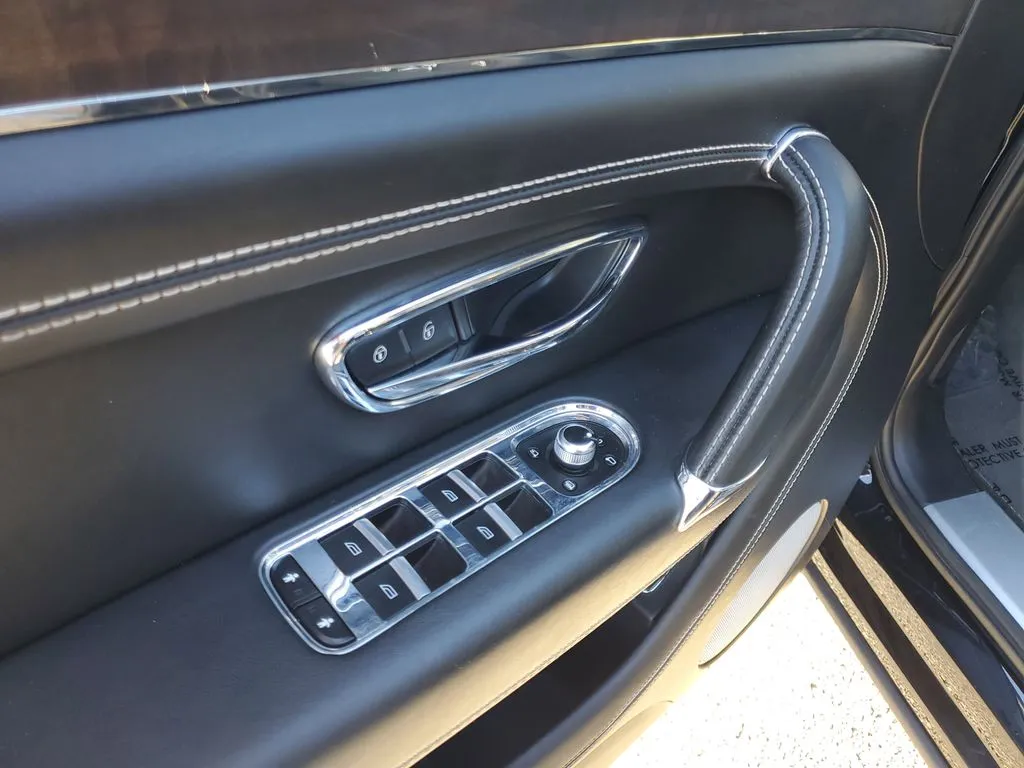 2019 Bentley Bentayga Base - Photo 20