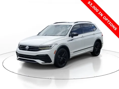 White 2022 Volkswagen Tiguan 2.0T SE R-Line Black for sale in Jacksonville, FL