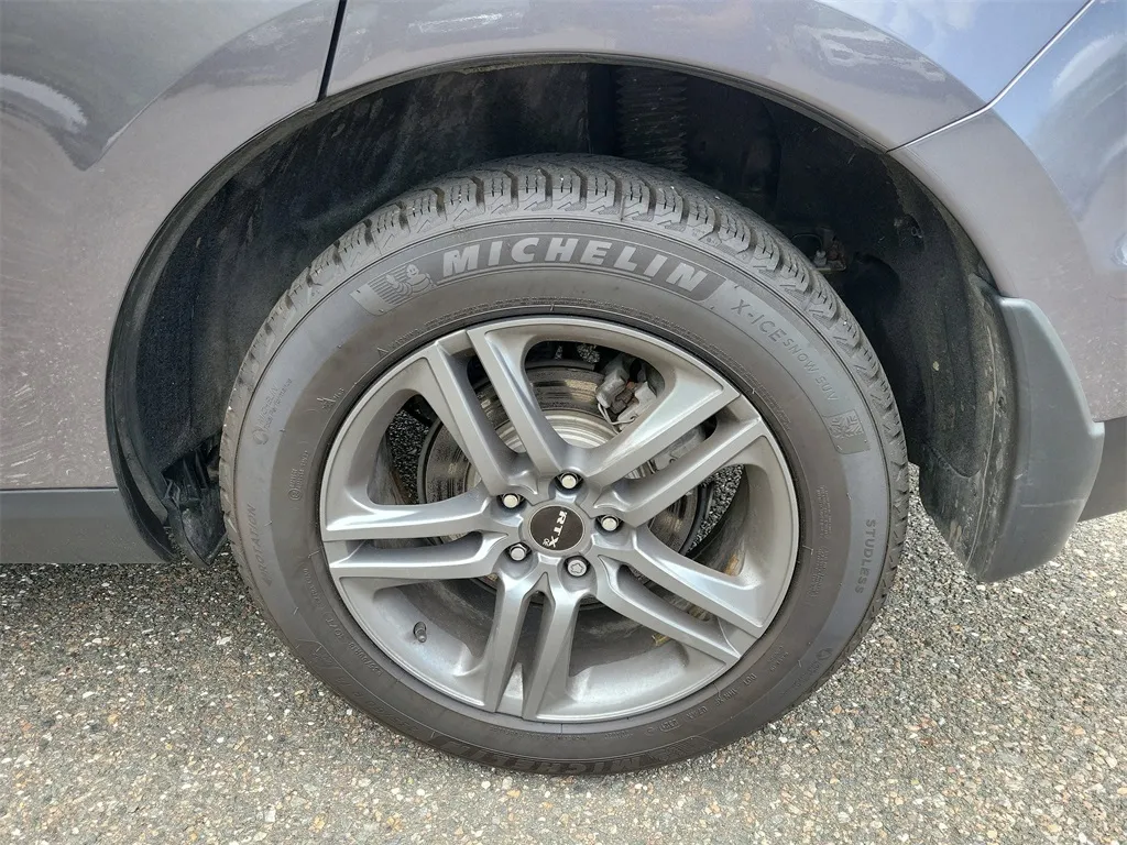 2021 Acura RDX A-Spec photo 4