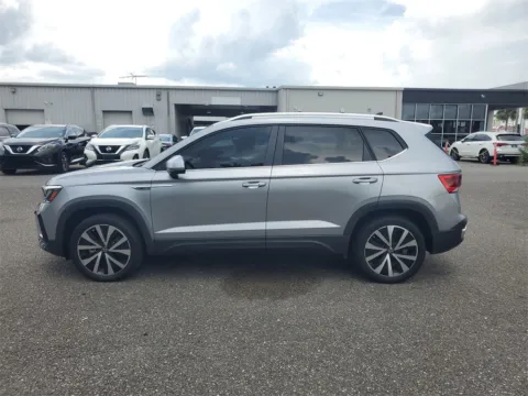 Photos of 2022 Volkswagen Taos 1.5T SE for sale in Jacksonville, FL at Gravity Autos Jacksonville