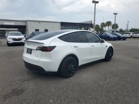 More photos of 2022 Tesla Model Y Performance at Gravity Autos Jacksonville, FL