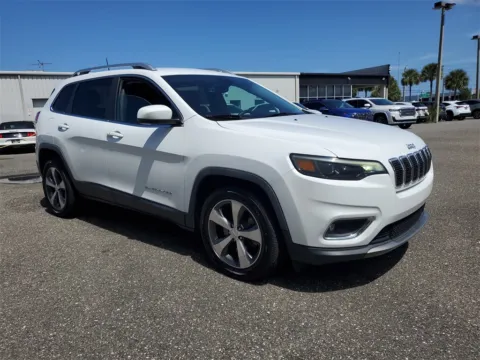 Photos of 2019 Jeep Cherokee Limited for sale in Jacksonville, FL at Gravity Autos Jacksonville