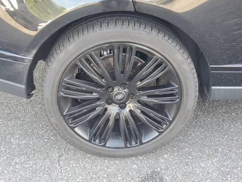 More photos of 2022 Land Rover Range Rover Westminster at Gravity Autos Jacksonville, FL