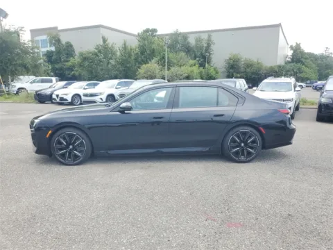 Photos of 2023 BMW i7 xDrive60 for sale in Jacksonville, FL at Gravity Autos Jacksonville
