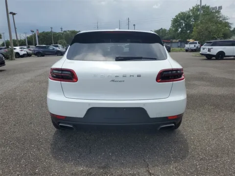 More photos of 2018 Porsche Macan at Gravity Autos Jacksonville, FL