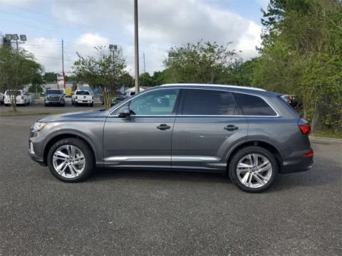 Photos of 2021 Audi Q7 45 Premium Plus for sale in Jacksonville, FL at Gravity Autos Jacksonville