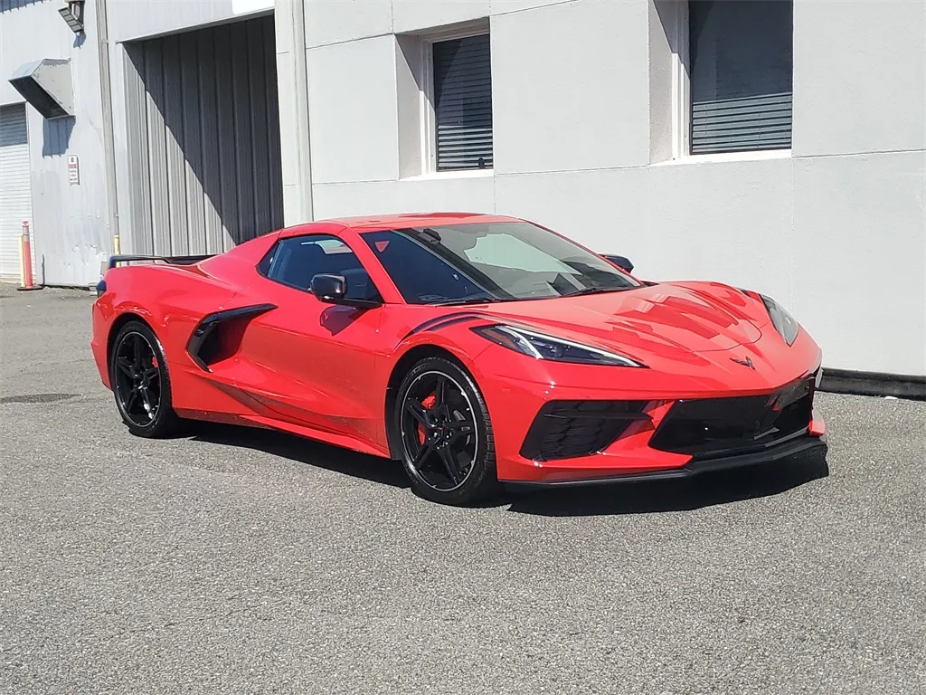 2023 Chevrolet Corvette Stingray 3LT photo 2