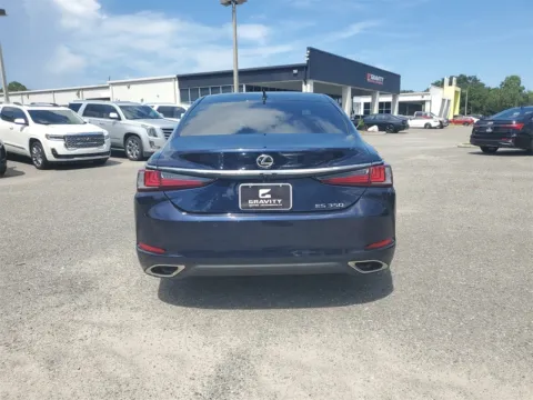 More photos of 2023 Lexus ES 350 at Gravity Autos Jacksonville, FL