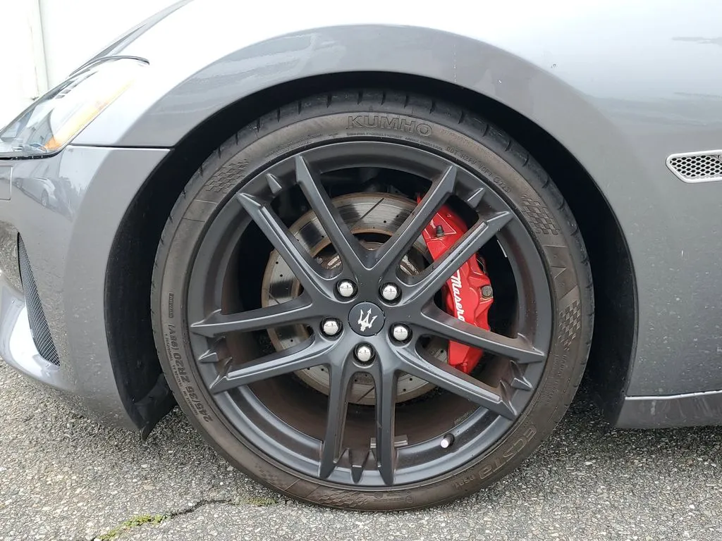 2018 Maserati GranTurismo MC - Photo 6