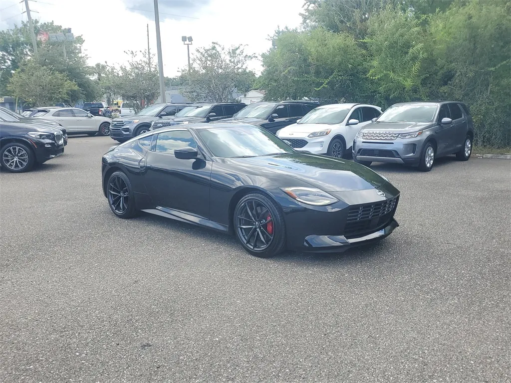 2024 Nissan Z Performance photo 3