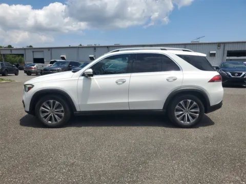 Photos of 2022 Mercedes-Benz GLE 350 for sale in Jacksonville, FL at Gravity Autos Jacksonville