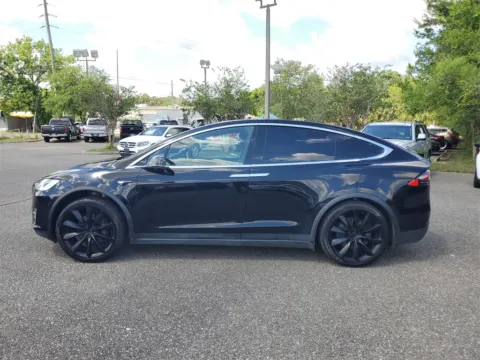 Photos of 2020 Tesla Model X Long Range for sale in Jacksonville, FL at Gravity Autos Jacksonville