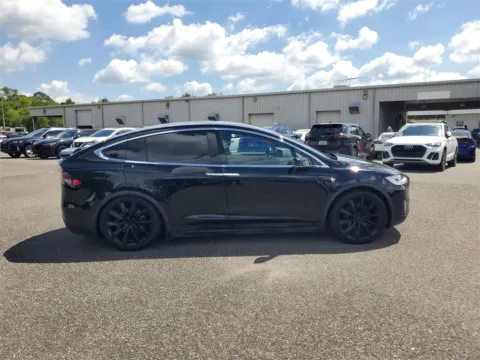 More photos of 2020 Tesla Model X Long Range at Gravity Autos Jacksonville, FL