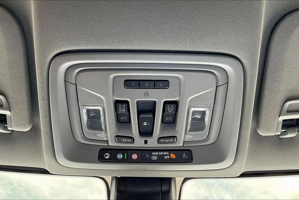 2020 GMC Sierra 1500 SLT - Photo 16