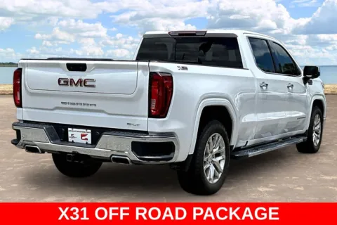More photos of 2020 GMC Sierra 1500 SLT at Gravity Autos Jacksonville, FL