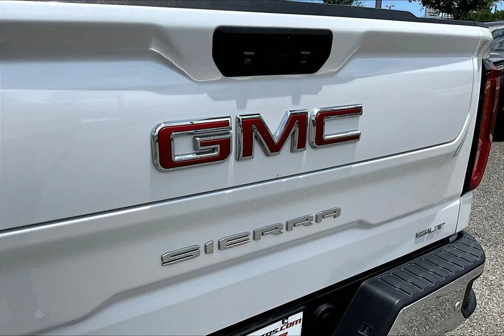 2020 GMC Sierra 1500 SLT - Photo 24