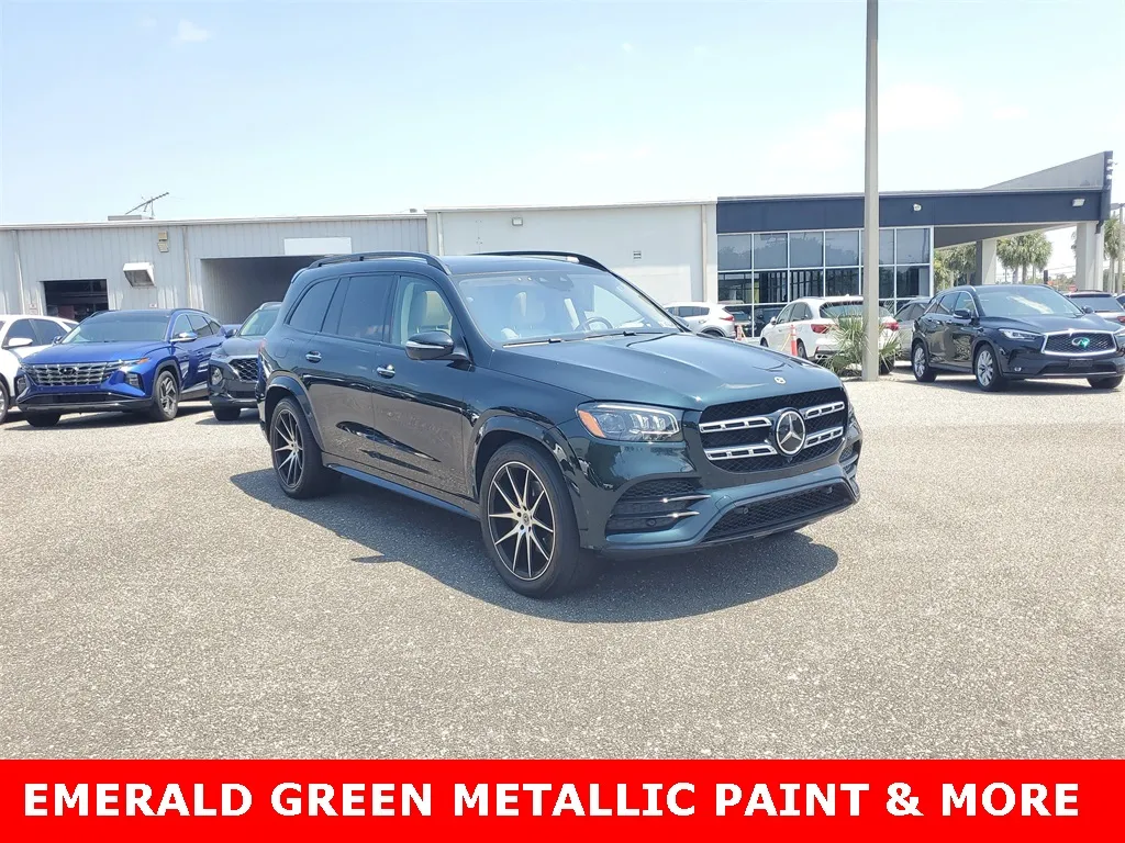 2022 Mercedes Benz GLS 450 4MATIC photo 2