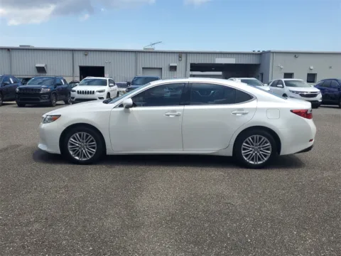 Photos of 2013 Lexus ES 350 for sale in Jacksonville, FL at Gravity Autos Jacksonville