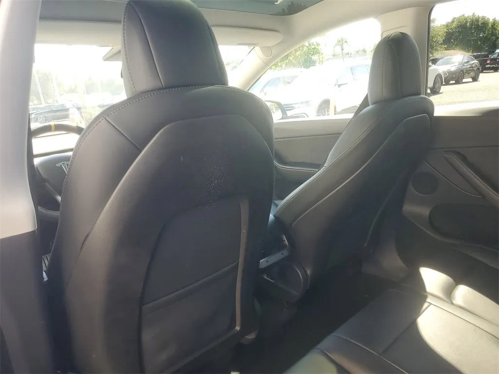 2020 Tesla Model Y Performance photo 3