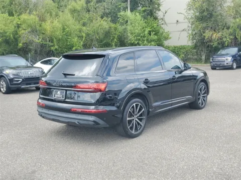 More photos of 2022 Audi Q7 55 Premium Plus at Gravity Autos Jacksonville, FL