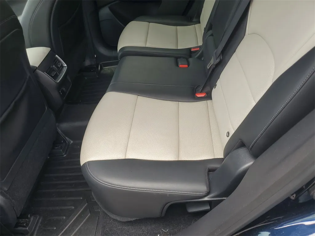2022 Infiniti QX55 Essential photo 3
