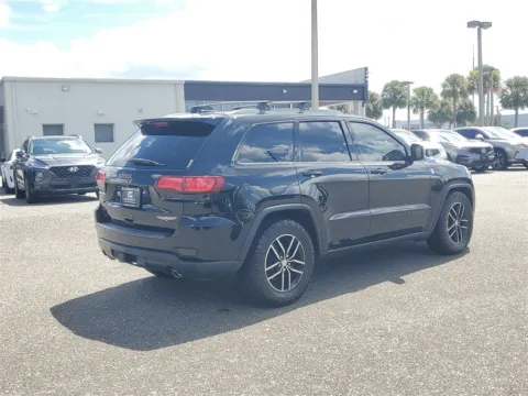 More photos of 2017 Jeep Grand Cherokee Trailhawk at Gravity Autos Jacksonville, FL