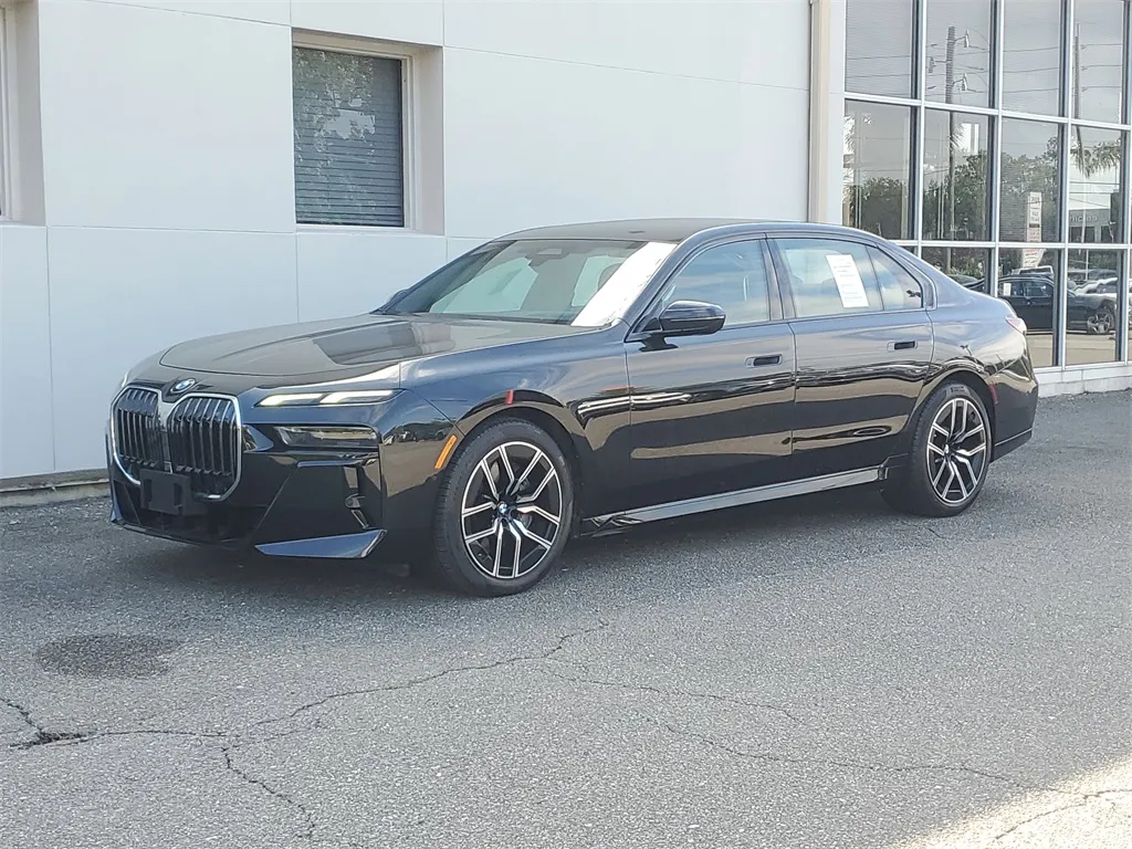 Black 2023 BMW 7 Series 740i for sale in Jacksonville, FL