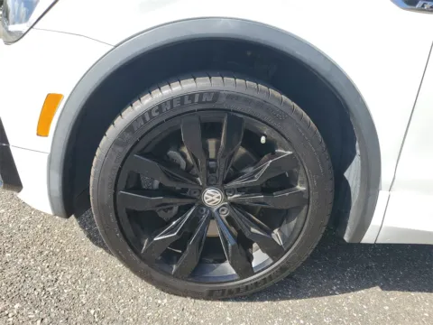 More photos of 2020 Volkswagen Tiguan 2.0T SE R-Line Black at Gravity Autos Jacksonville, FL