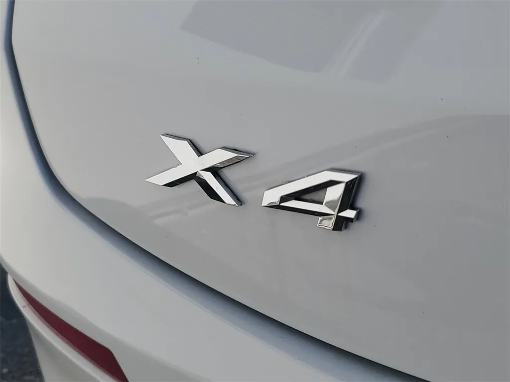 2023 Bmw X4 xDrive30i photo 3