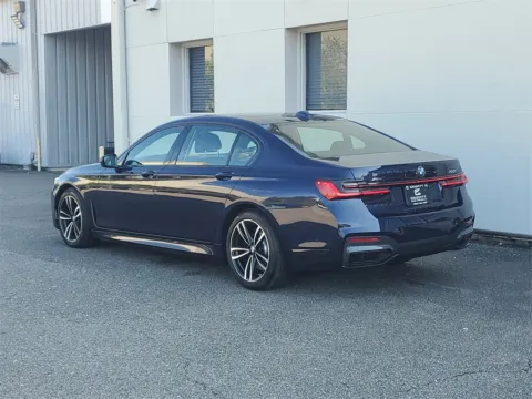 Photos of 2022 BMW 7 Series 750i xDrive for sale in Jacksonville, FL at Gravity Autos Jacksonville