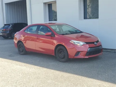 More photos of 2016 Toyota Corolla LE at Gravity Autos Jacksonville, FL