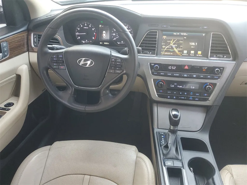 2017 Hyundai Sonata Limited photo 4