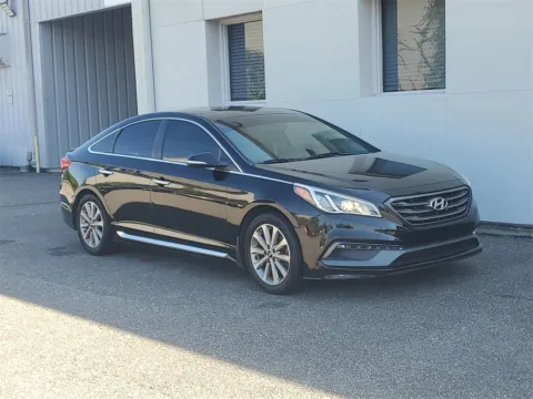 More photos of 2017 Hyundai Sonata Limited at Gravity Autos Jacksonville, FL