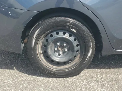 More photos of 2019 Toyota Corolla LE at Gravity Autos Jacksonville, FL