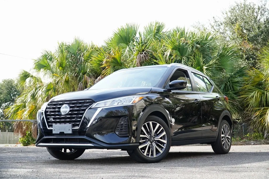 2023 Nissan Kicks