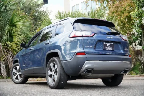 More photos of 2019 Jeep Cherokee Limited at Gravity Autos Jacksonville, FL