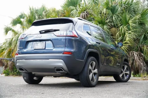 More photos of 2019 Jeep Cherokee Limited at Gravity Autos Jacksonville, FL
