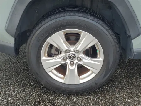 More photos of 2019 Toyota RAV4 Hybrid XLE at Gravity Autos Jacksonville, FL