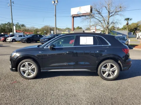 Photos of 2022 Audi Q3 Premium for sale in Jacksonville, FL at Gravity Autos Jacksonville
