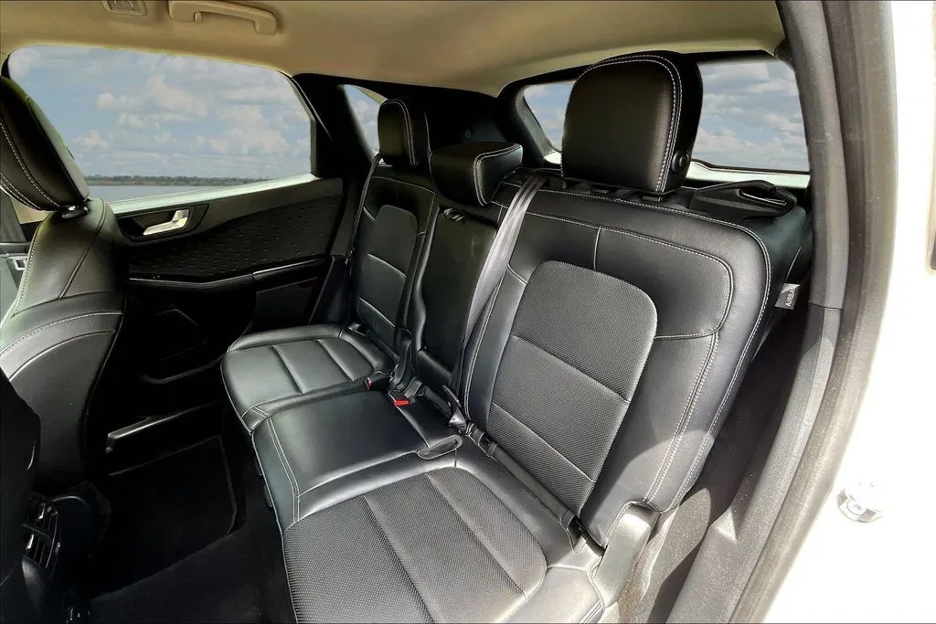 2020 Ford Escape SEL - Photo 21