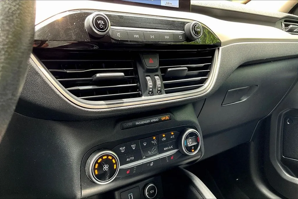 2020 Ford Escape SEL - Photo 15