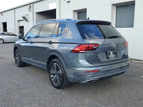 More photos of 2019 Volkswagen Tiguan 2.0T SEL at Gravity Autos Jacksonville, FL