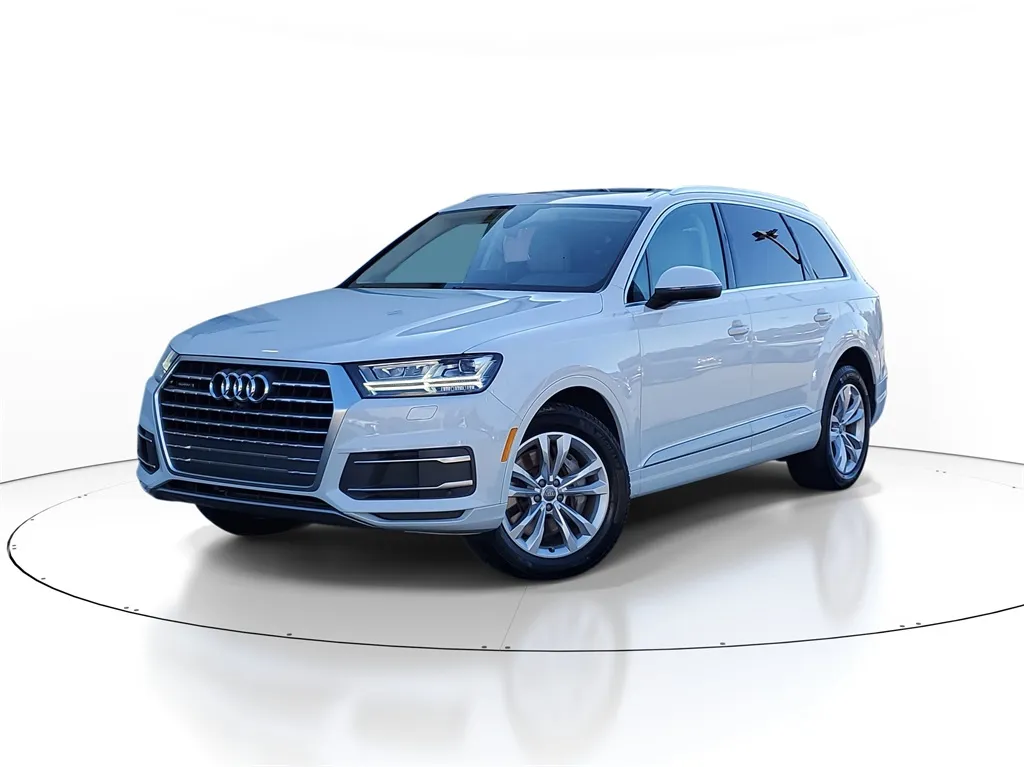 White 2019 Audi Q7 45 SE Premium Plus for sale in Jacksonville, FL